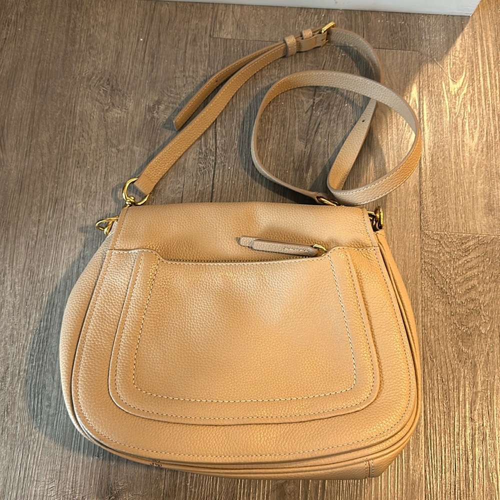 Marc Jacobs Beige Leather Crossbody with Gold Hardware